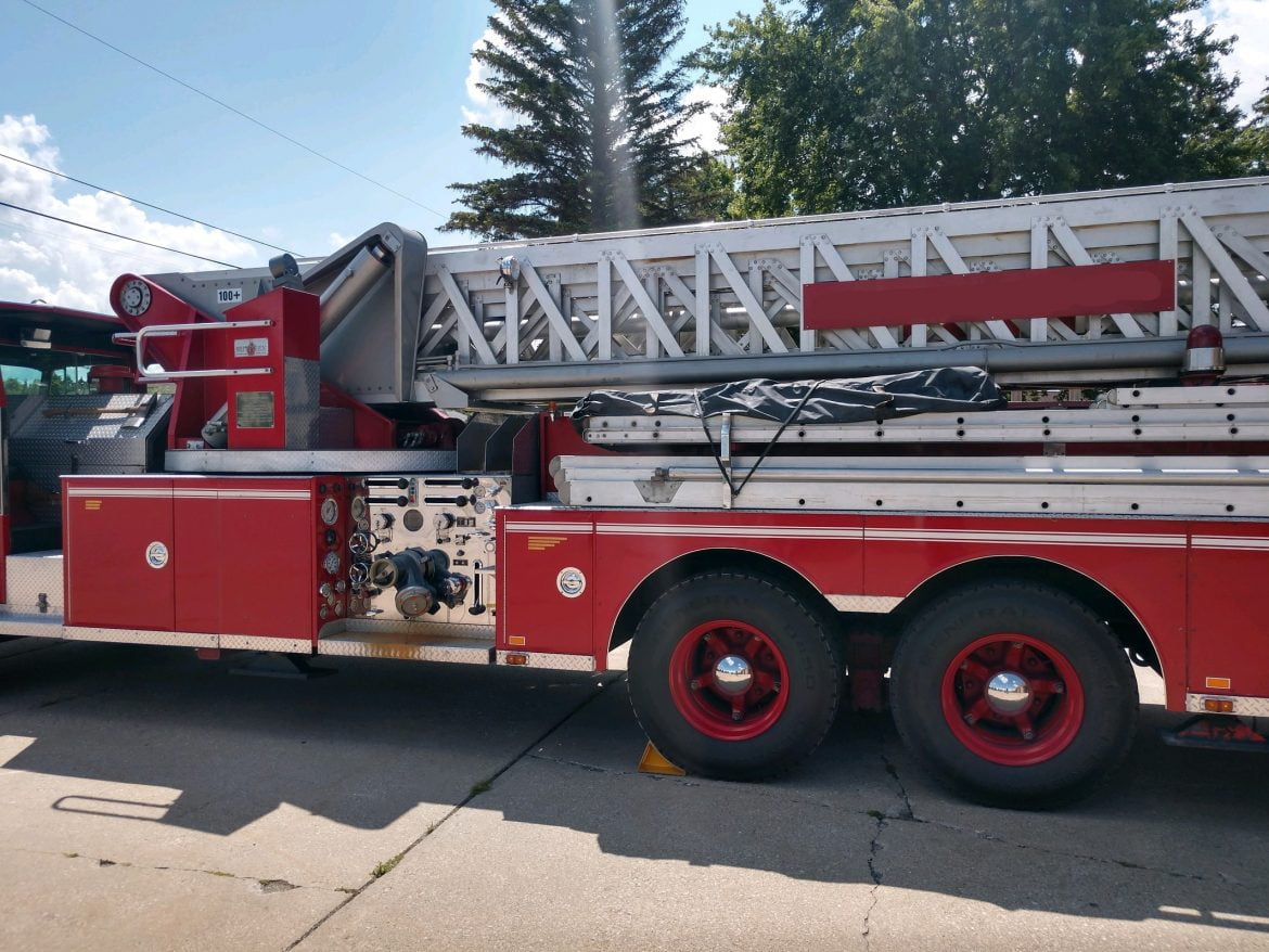 1981 Sutphen 100Ft Tower #716109