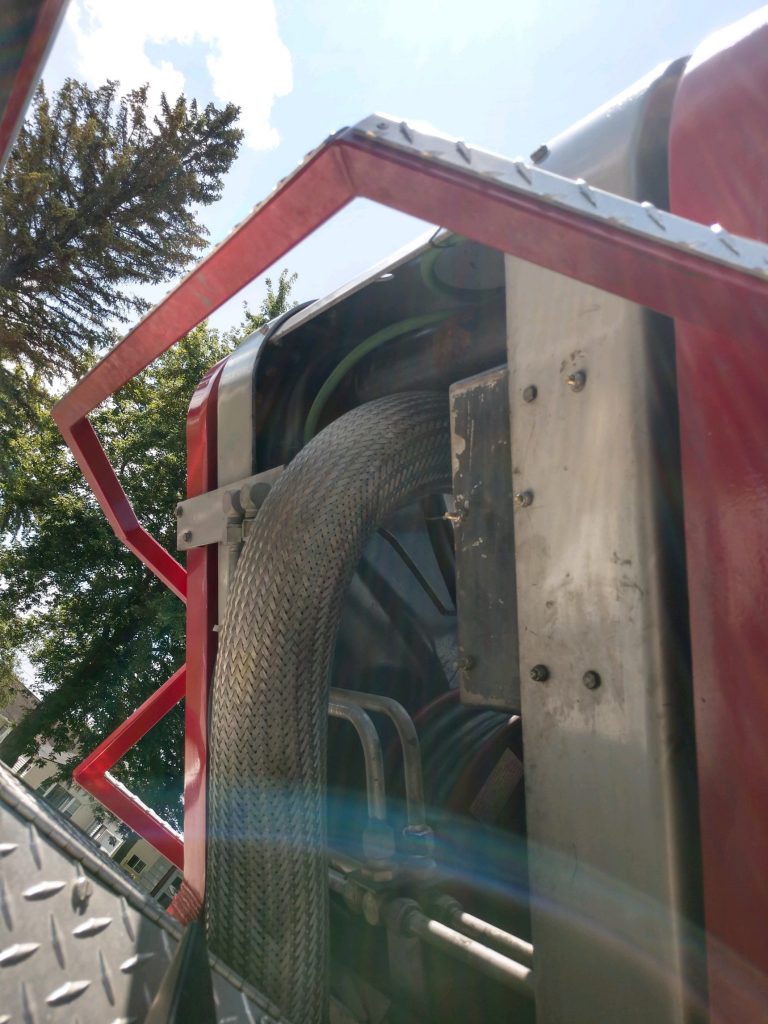 1981 Sutphen 100Ft Tower #716109