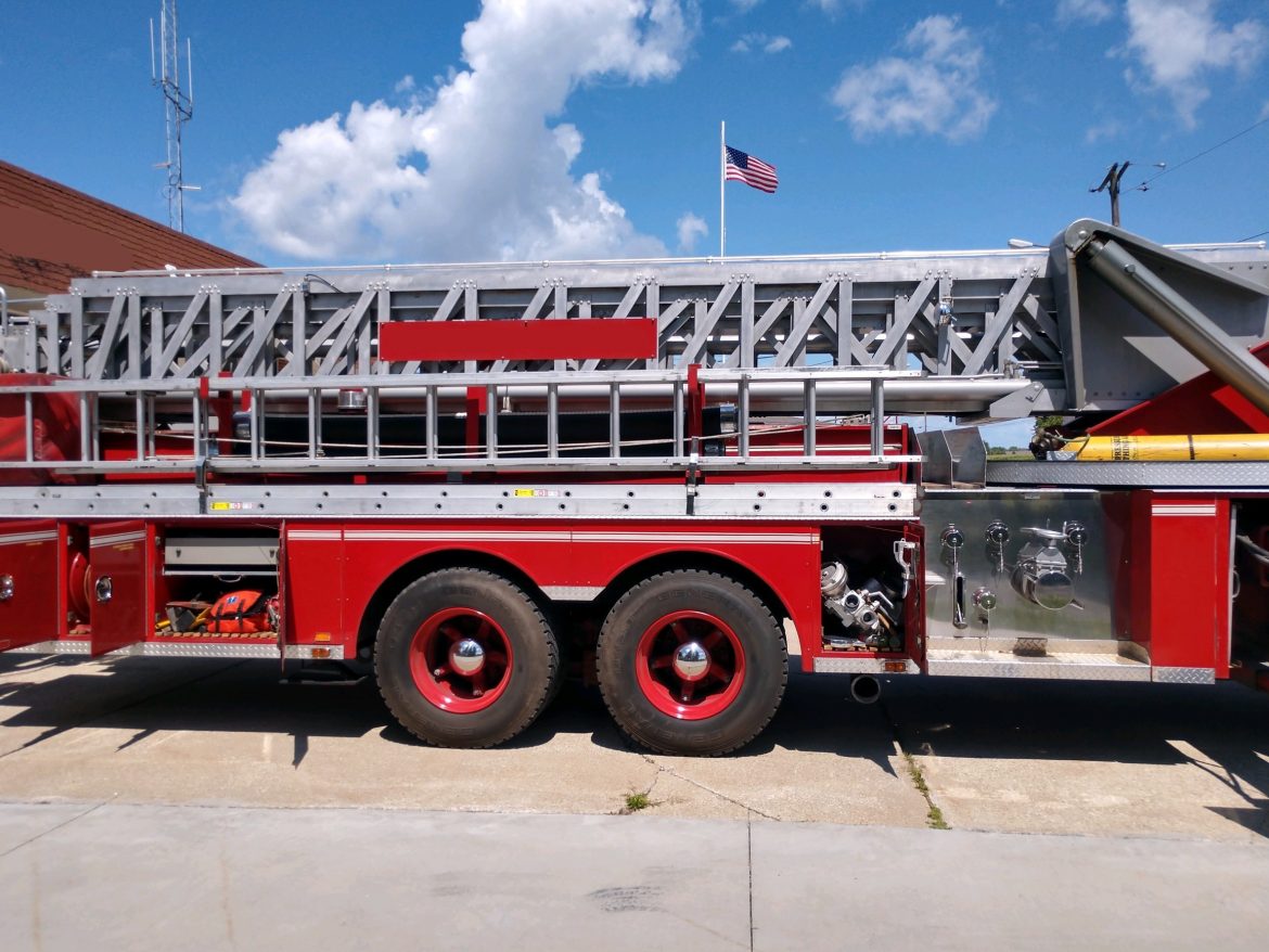1981 Sutphen 100Ft Tower #716109