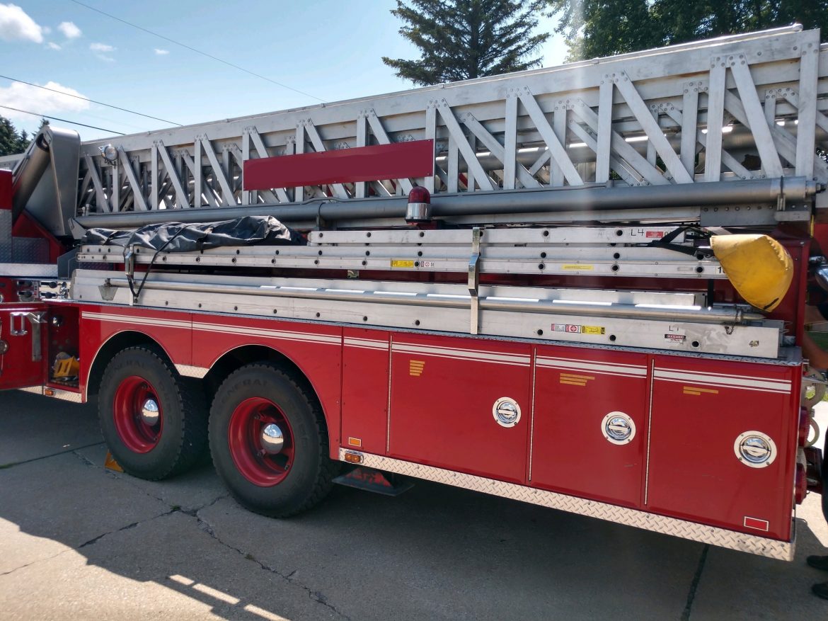 1981 Sutphen 100Ft Tower #716109