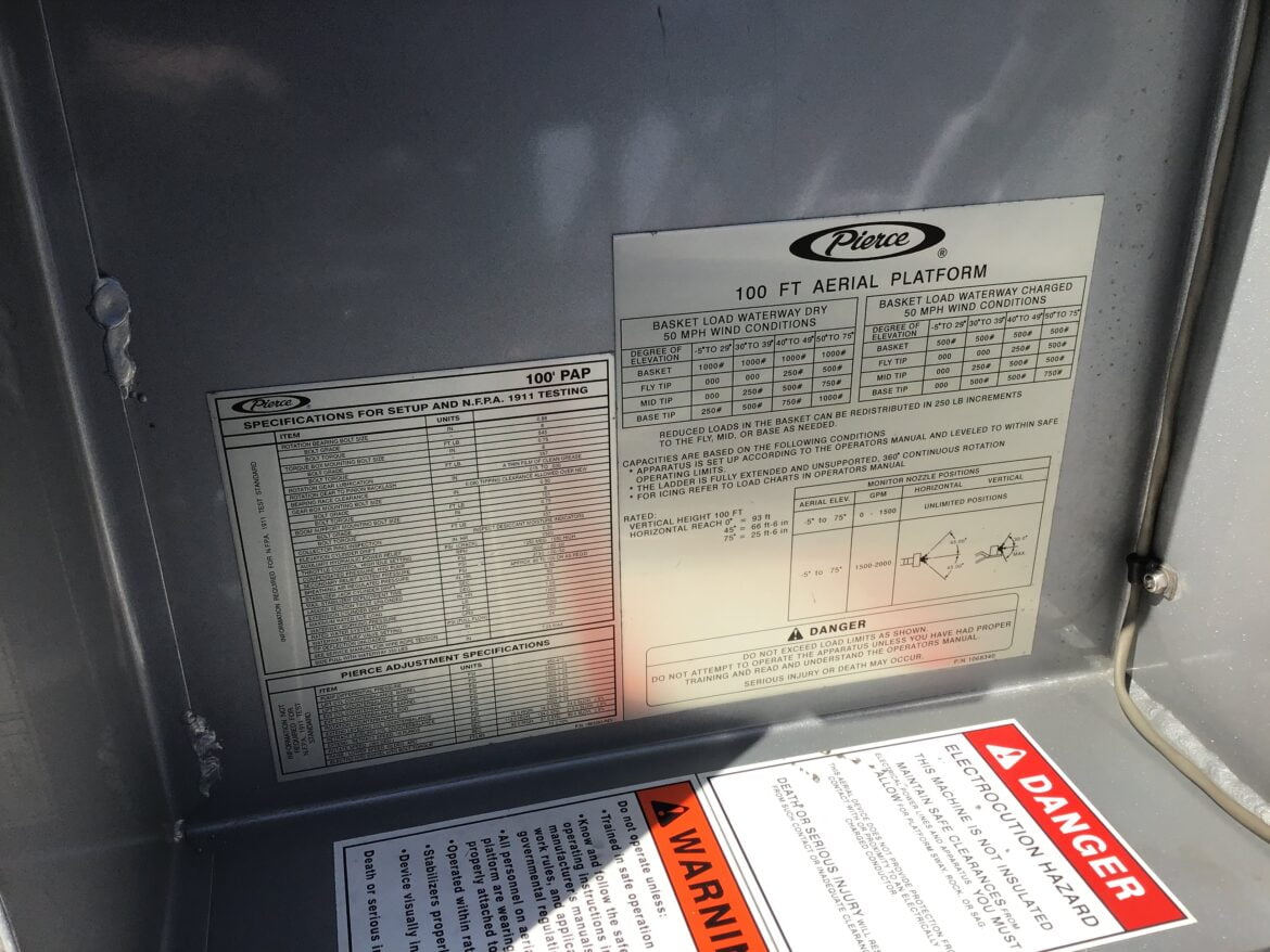 2008 Pierce 100′ Platform #716216