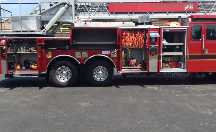 2004 Pierce Ladder Truck #71668