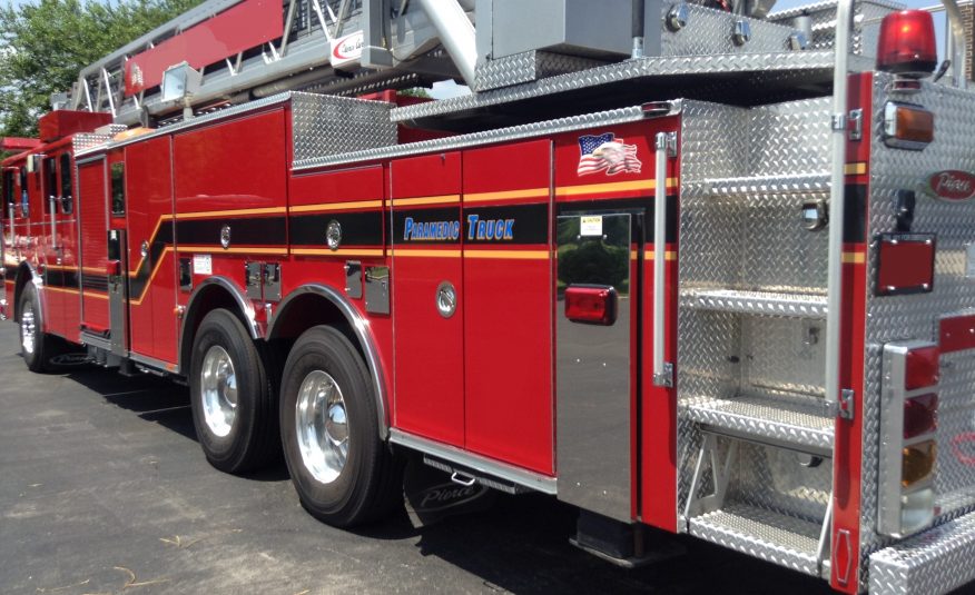 2004 Pierce Ladder Truck #71668