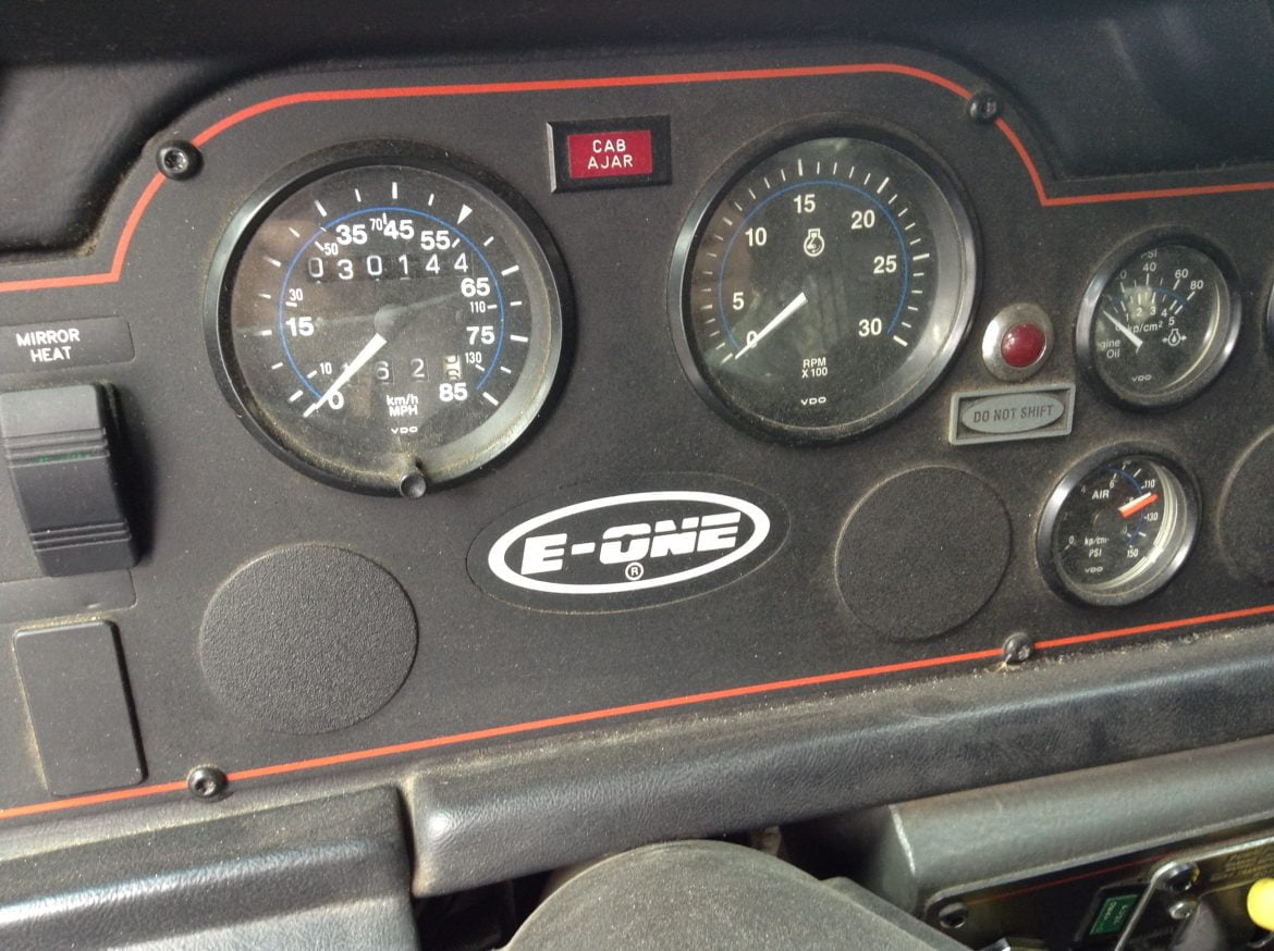 1995  E-One Pumper #71673