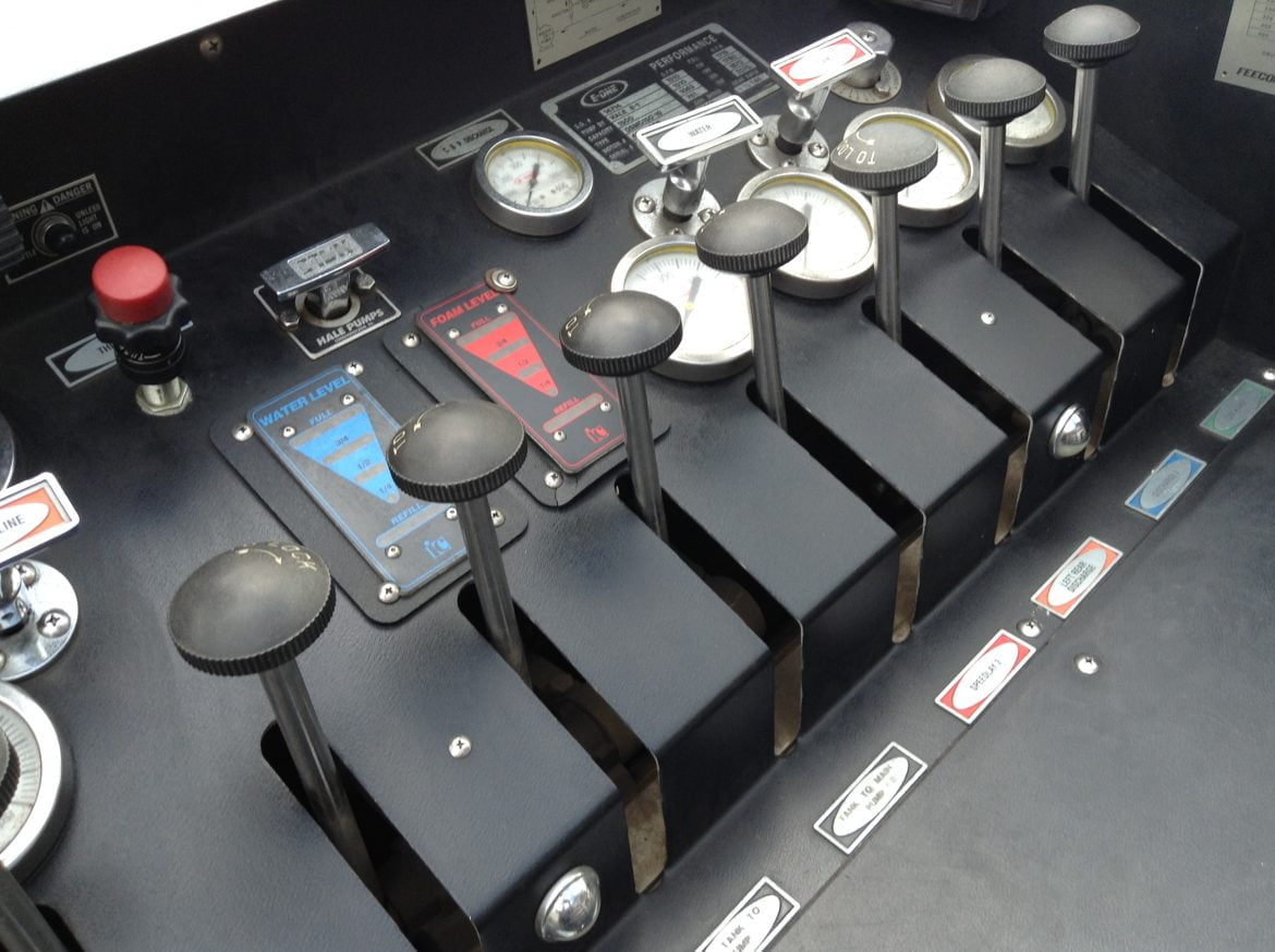 1995  E-One Pumper #71673