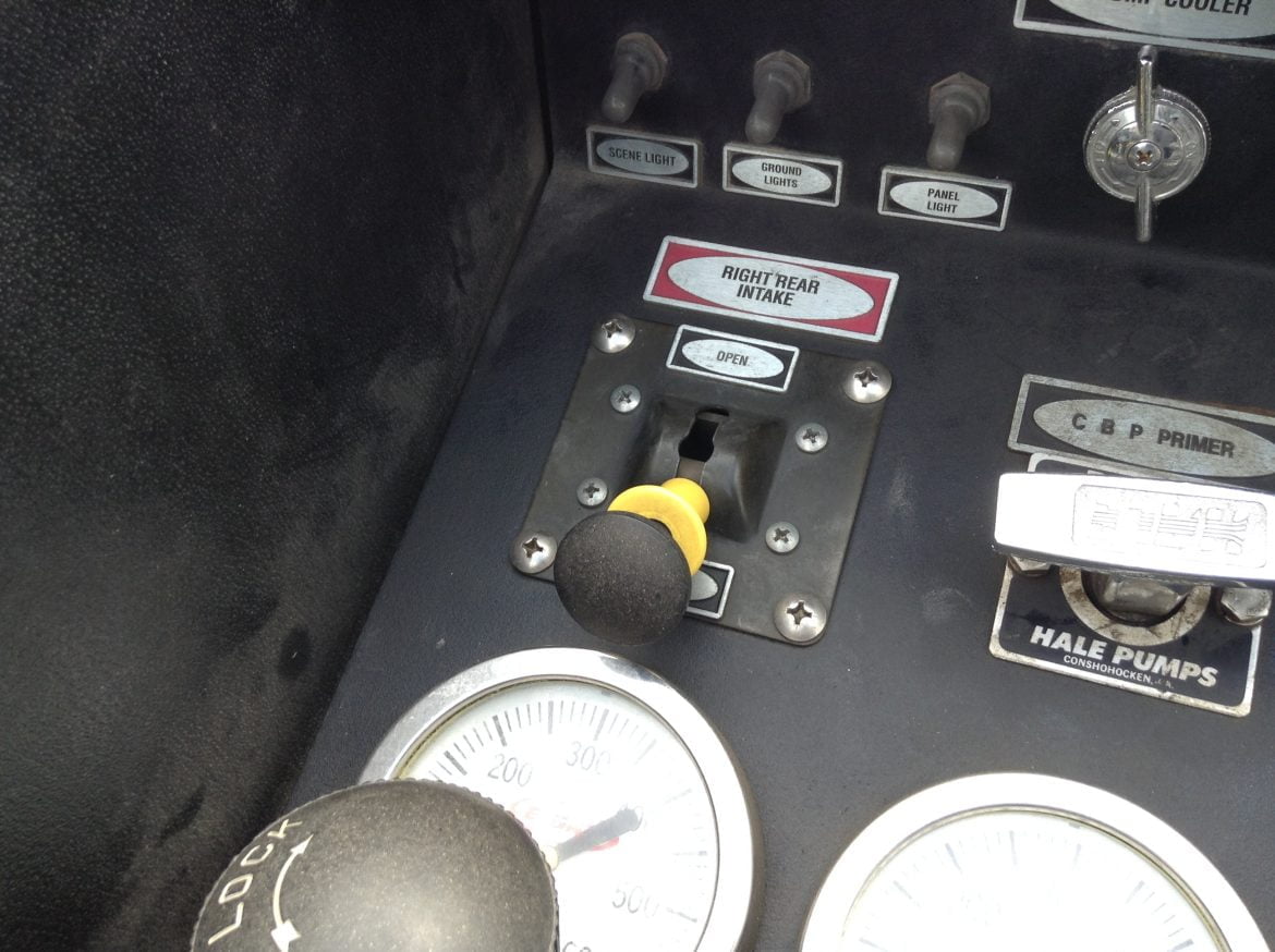 1995  E-One Pumper #71673