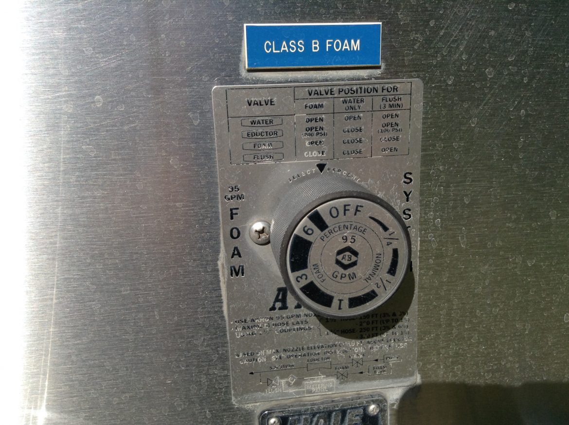 1996 Freightliner Alexis Pumper 71674