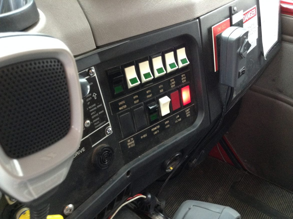 1998 IH Pierce Pumper #71677