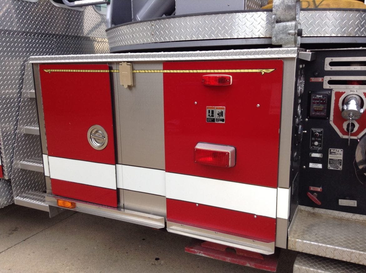 2000 Sutphen 100’Platform #716106