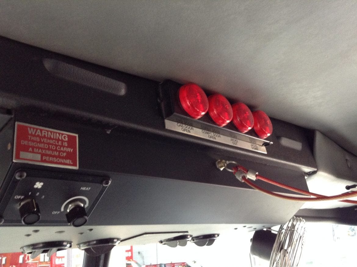 2000 Sutphen 100’Platform #716106