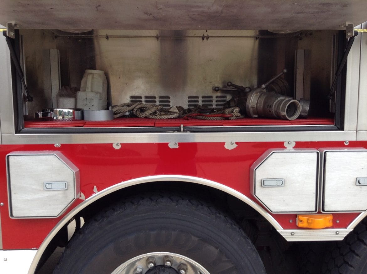 2000 Sutphen 100’Platform #716106