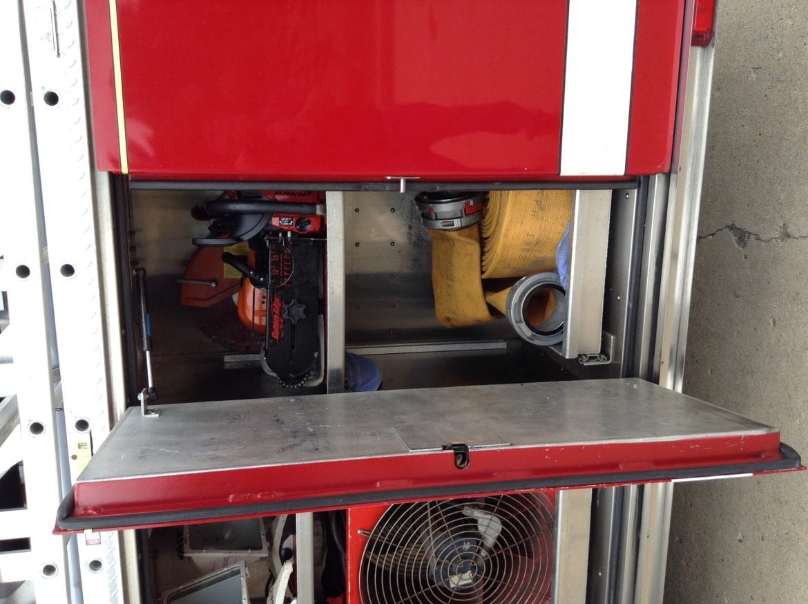 2000 Sutphen 100’Platform #716106