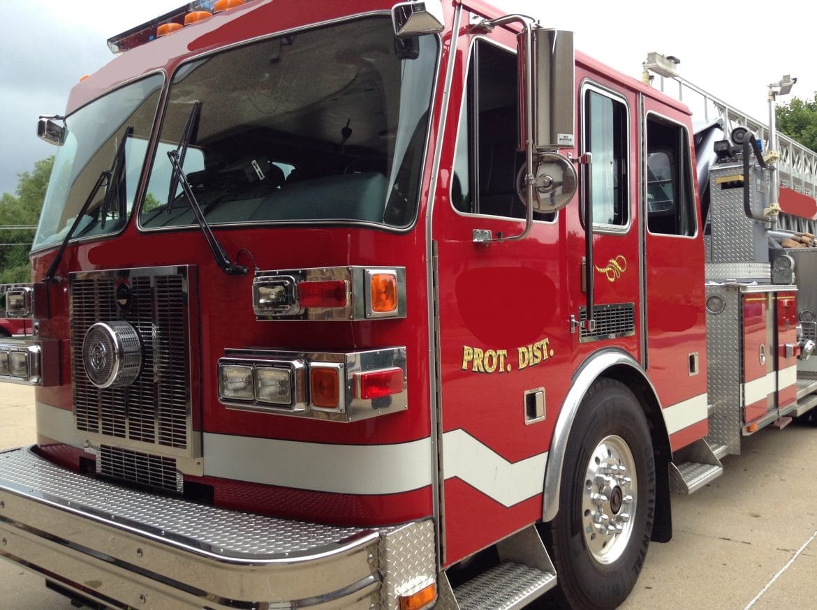 2000 Sutphen 100’Platform #716106