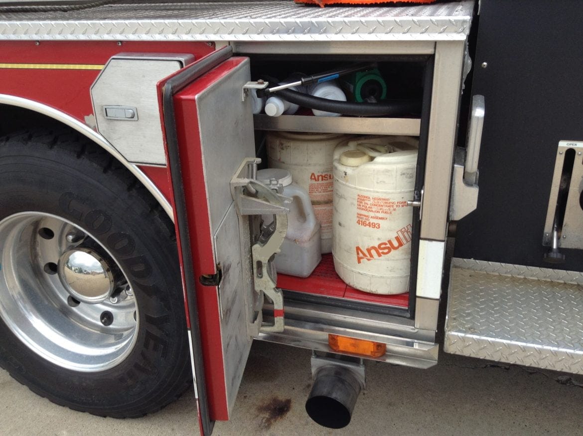 2000 Sutphen 100’Platform #716106