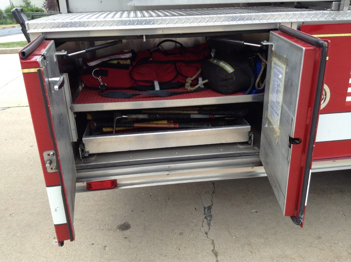 2000 Sutphen 100’Platform #716106