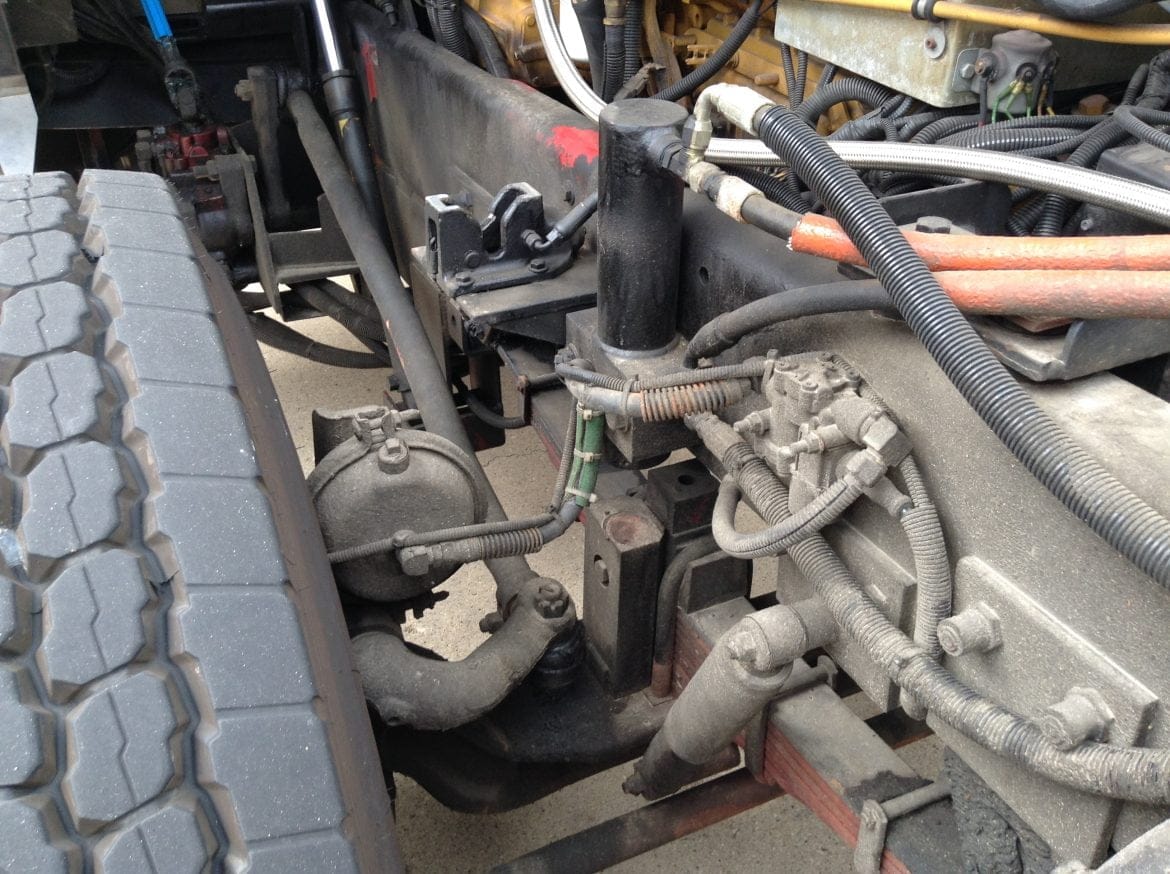 2000 Sutphen 100’Platform #716106