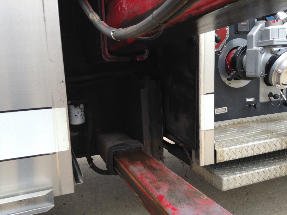 2000 Sutphen 100’Platform #716106