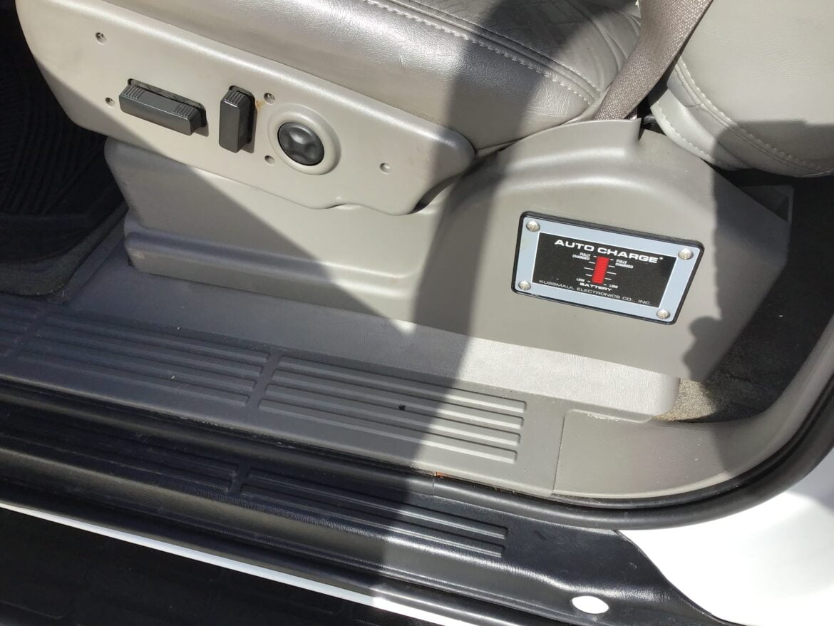 2005 GMC Yukon XL #716222