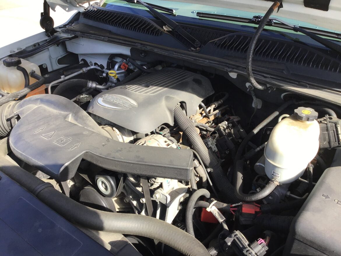 2005 GMC Yukon XL #716222