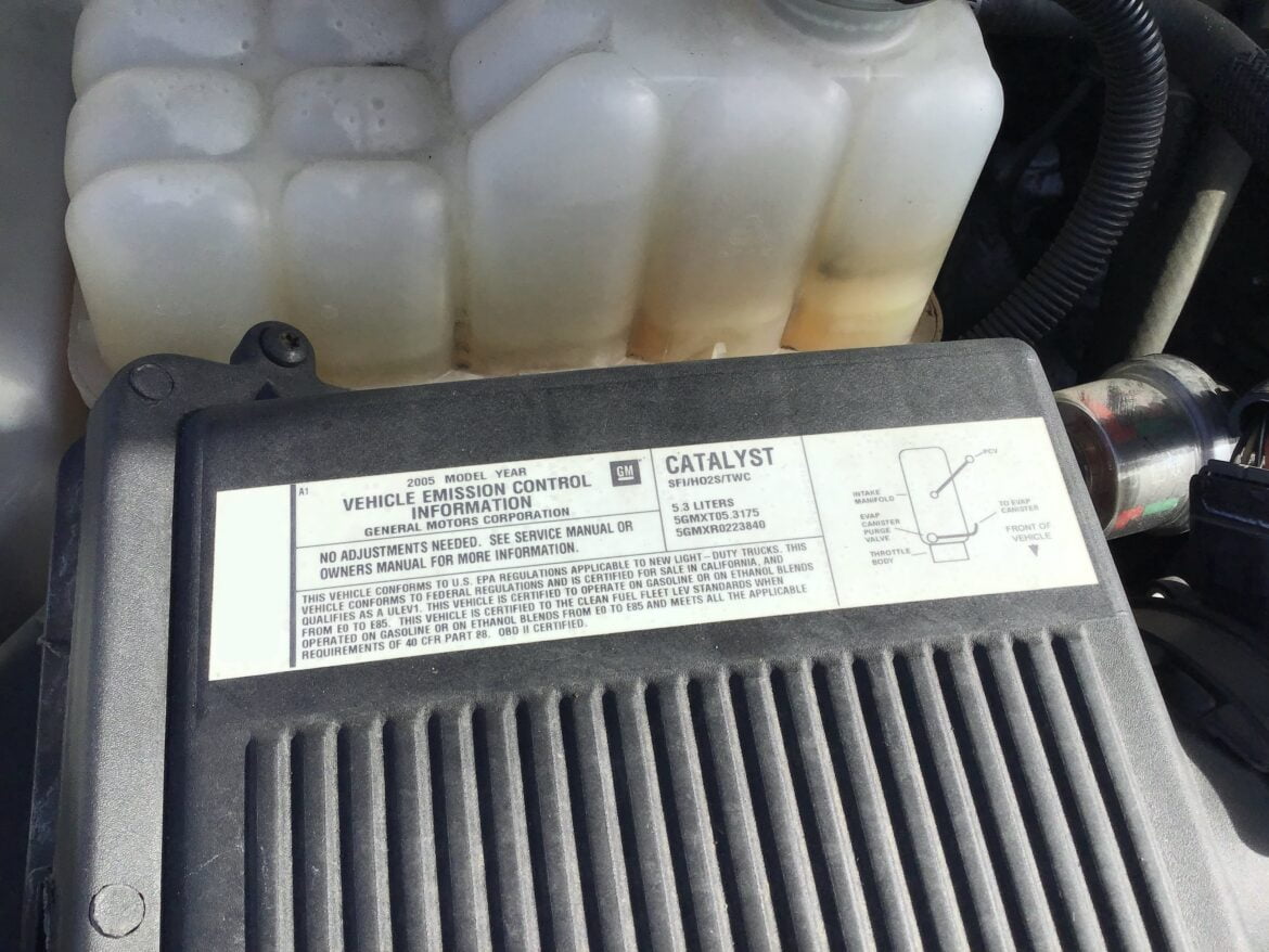 2005 GMC Yukon XL #716222