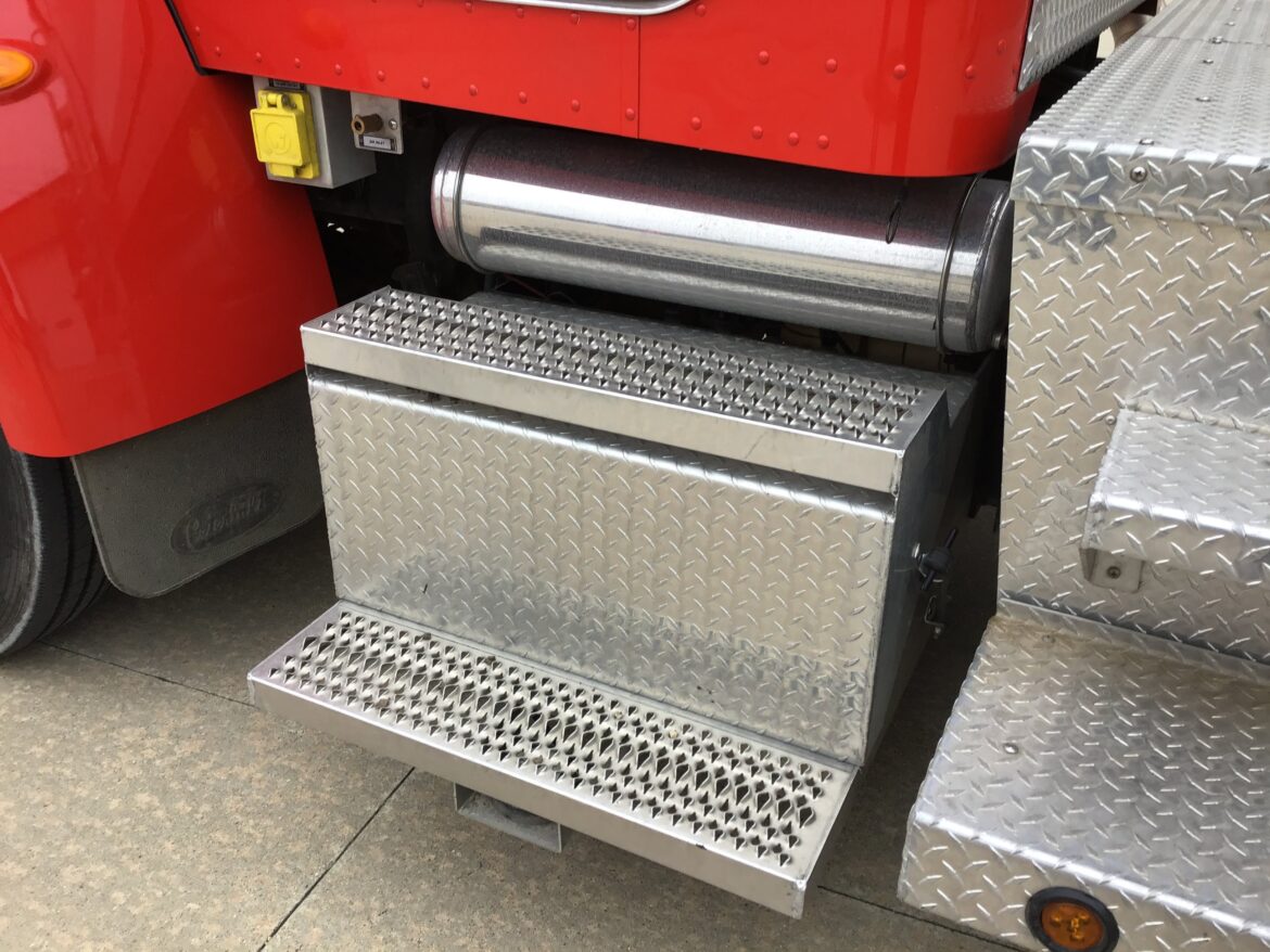 2005 Alexis Peterbilt Pumper Rescue #716227