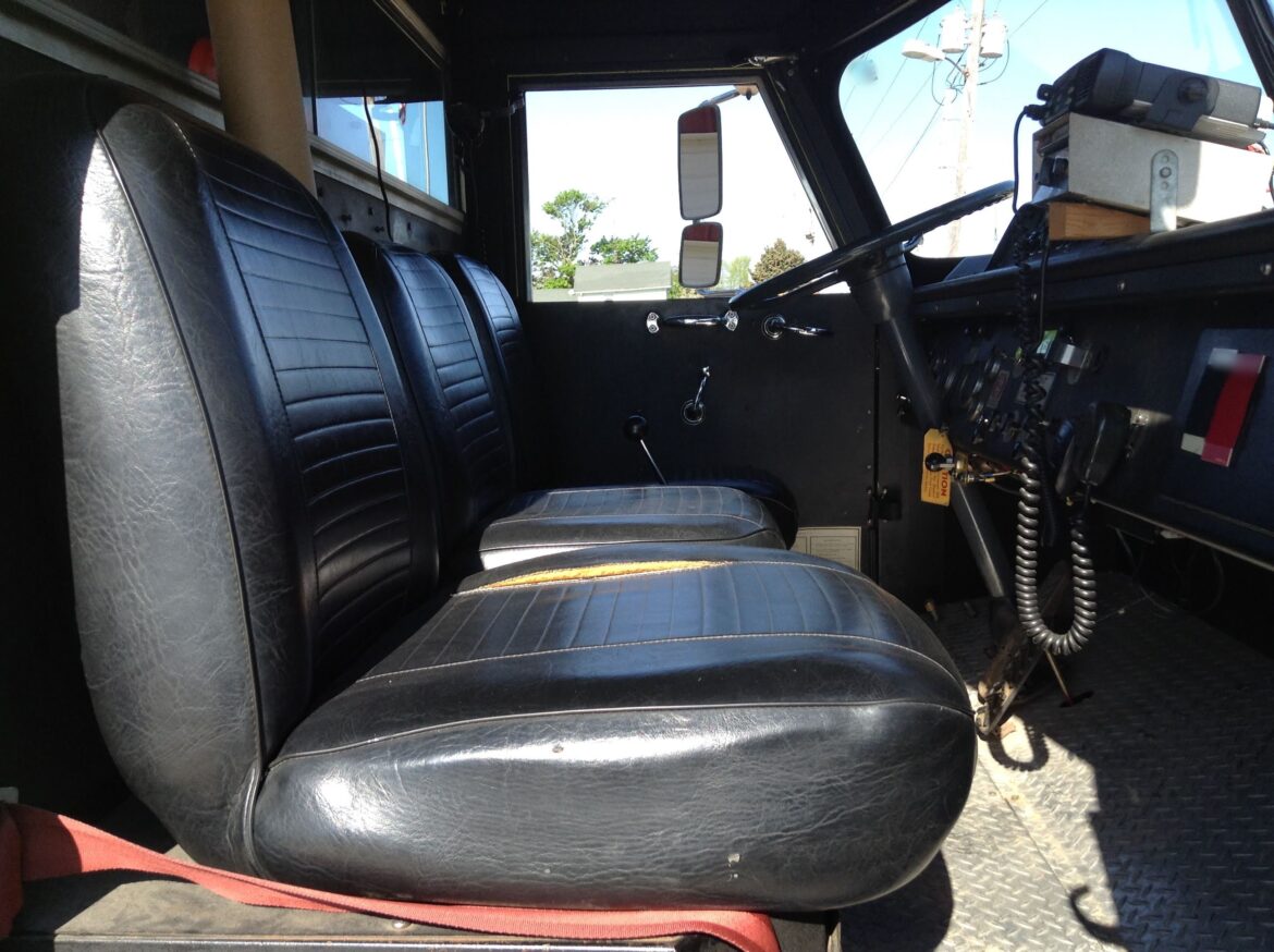 1975 American LaFrance 100′ Ladder Truck #716243
