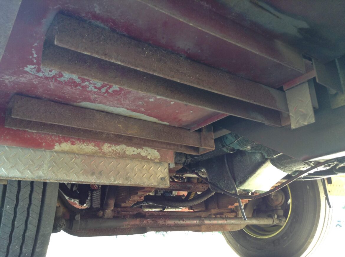 1975 American LaFrance 100′ Ladder Truck #716243