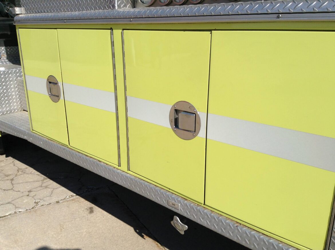 1975 American LaFrance 100′ Ladder Truck #716243