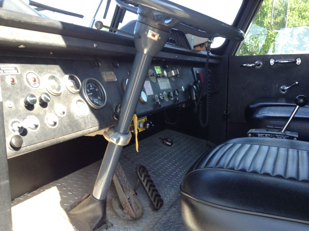 1975 American LaFrance 100′ Ladder Truck #716243