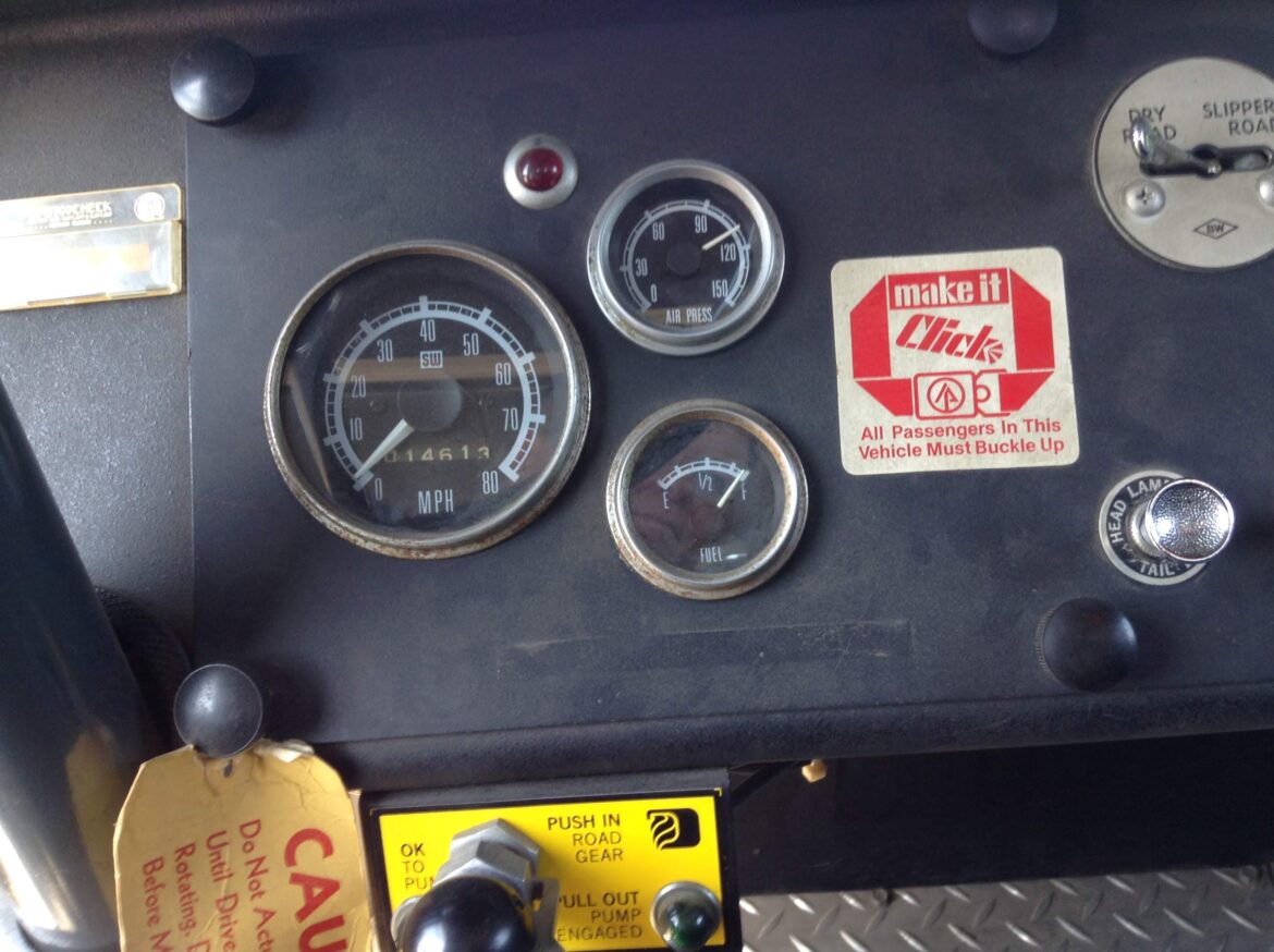 1975 American LaFrance 100′ Ladder Truck #716243
