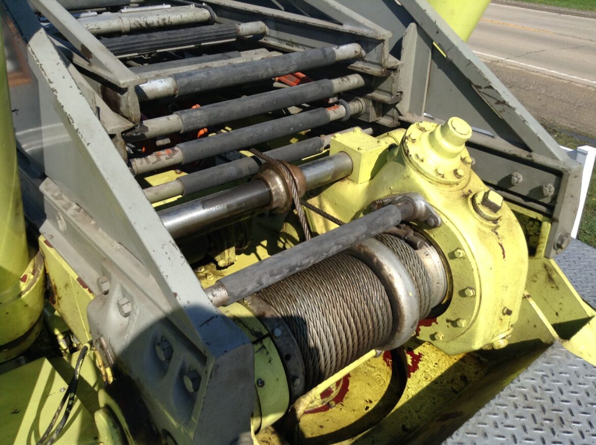 1975 American LaFrance 100′ Ladder Truck #716243