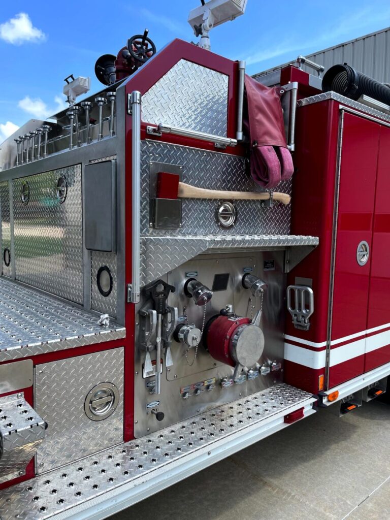 2000 E-One Pumper #716248