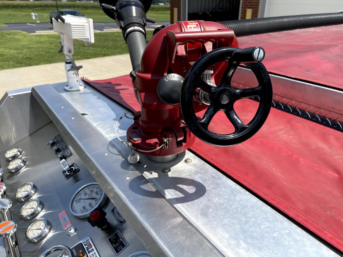 2000 E-One Pumper #716248