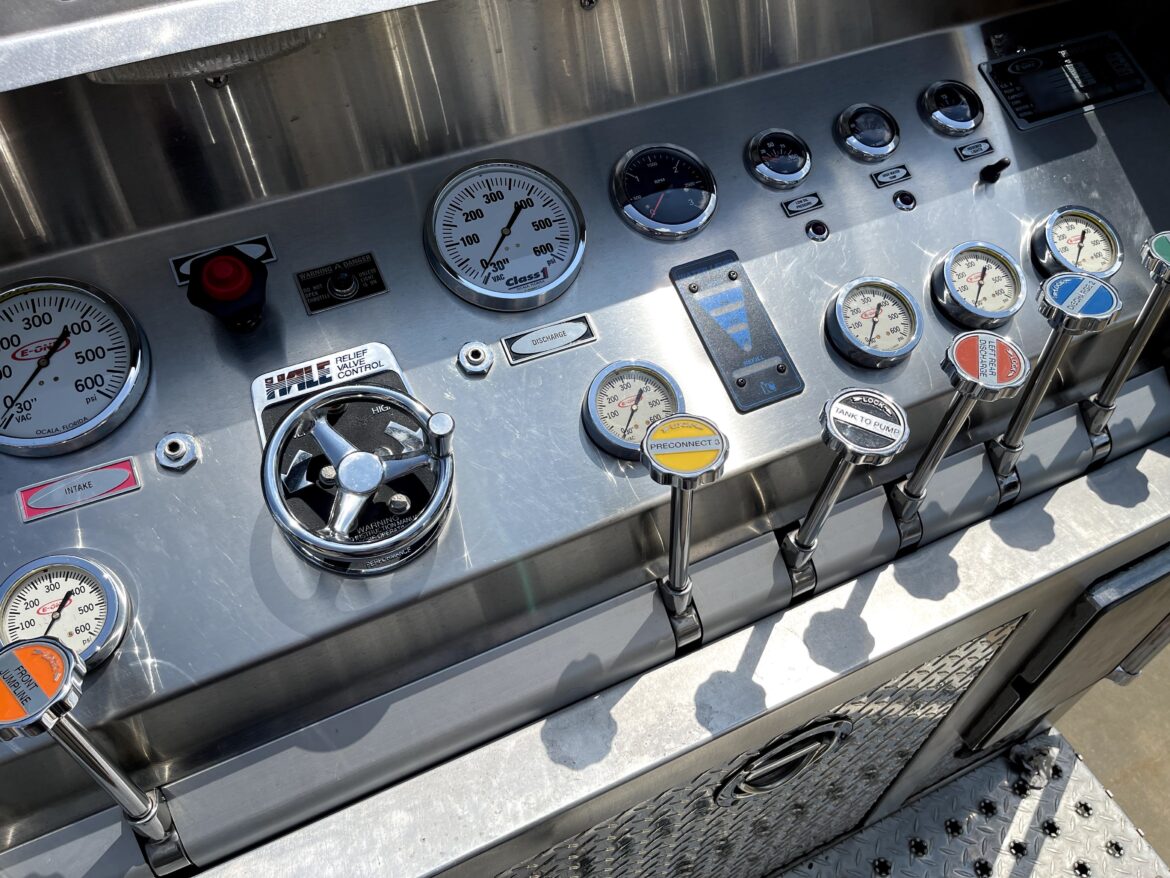 2000 E-One Pumper #716248