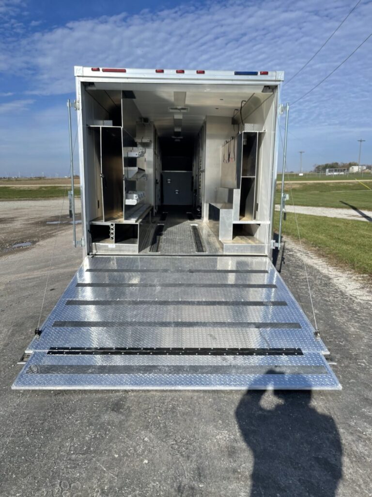 2011 38′ Haulmark Trailer #716252