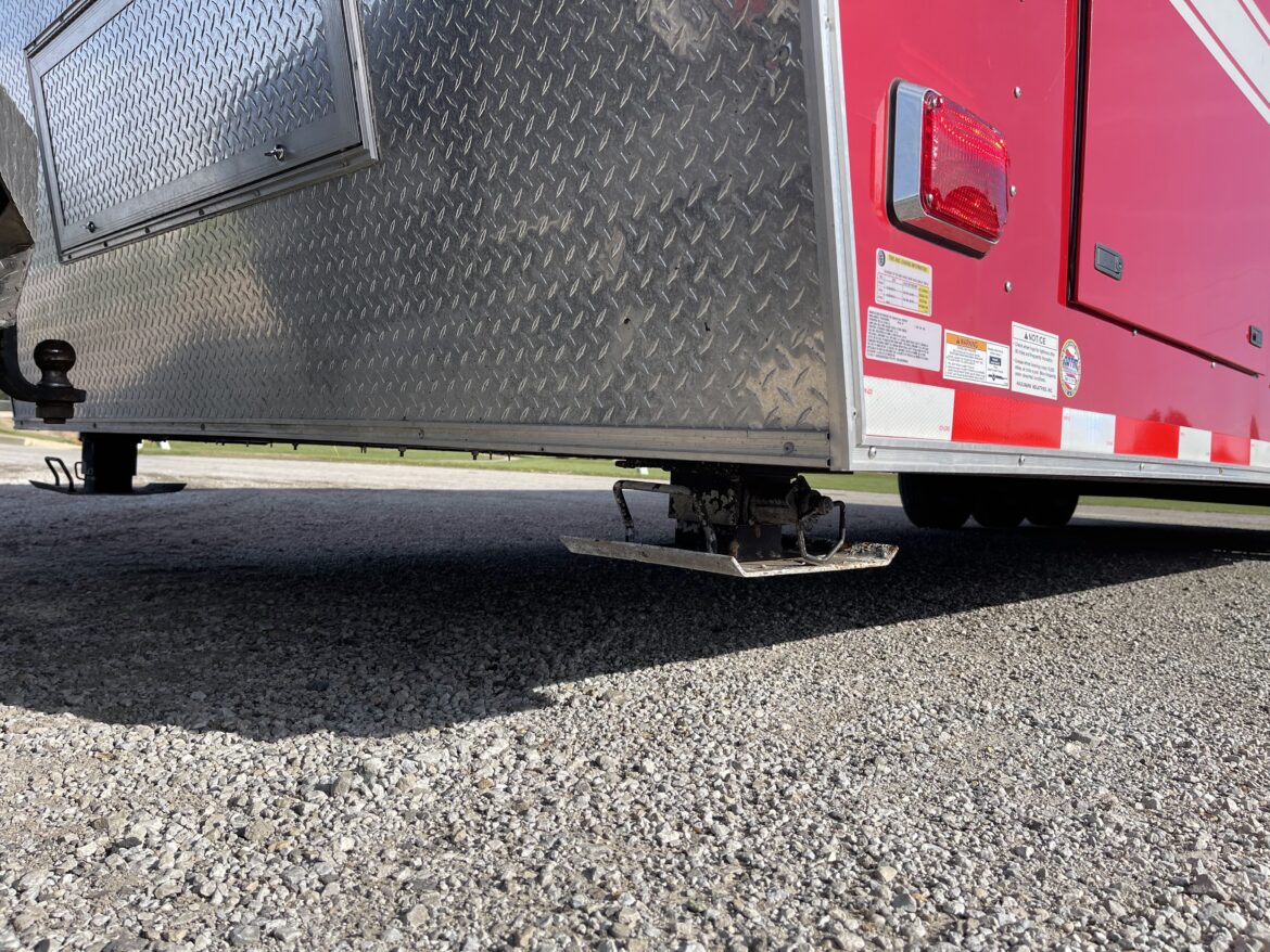 2011 38′ Haulmark Trailer #716252