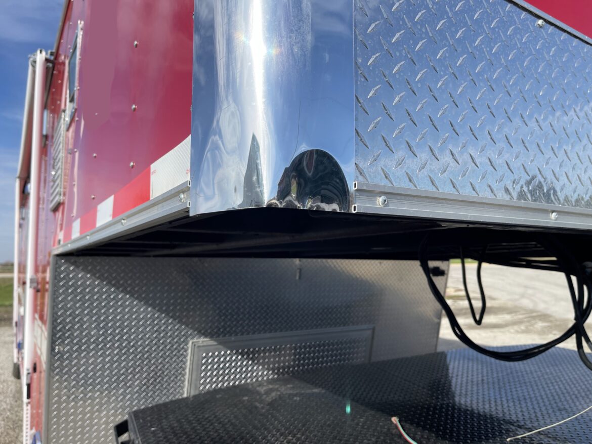 2011 38′ Haulmark Trailer #716252