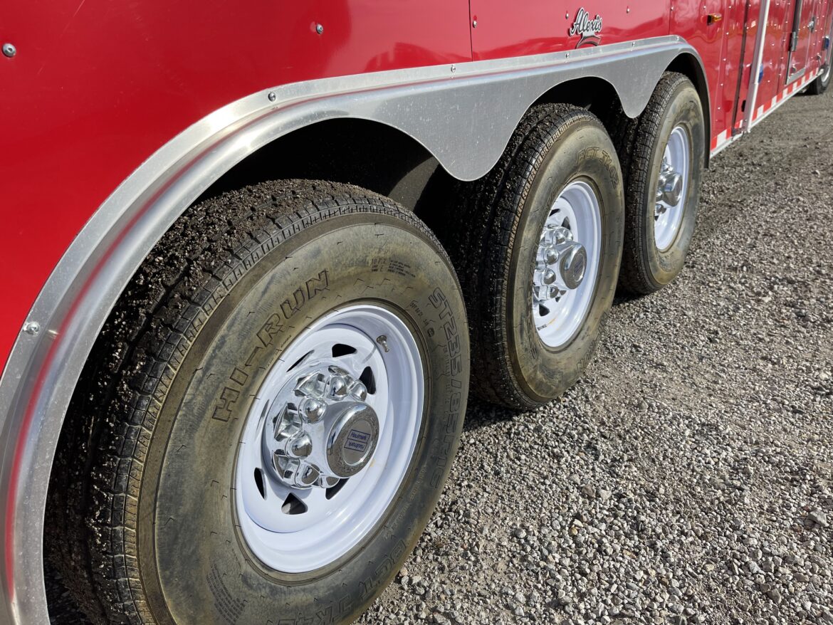 2011 38′ Haulmark Trailer #716252