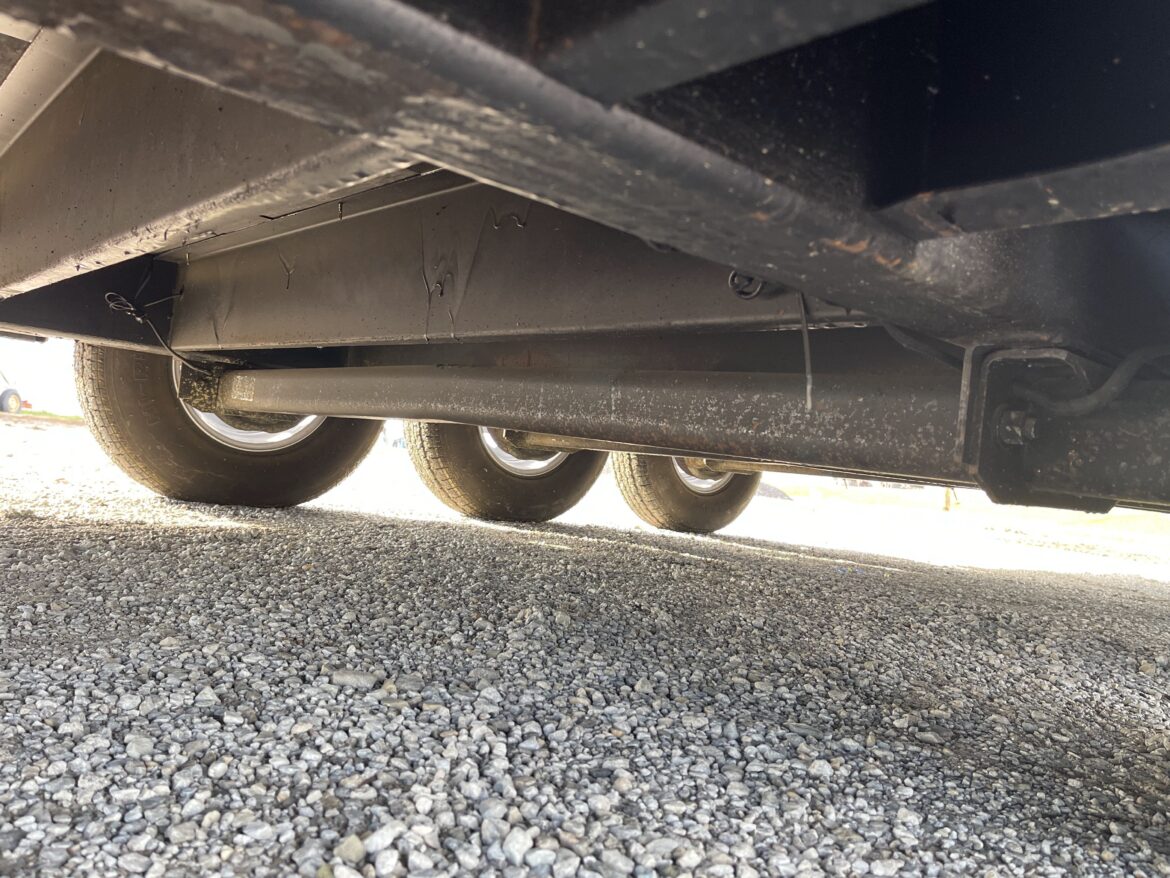 2011 38′ Haulmark Trailer #716252