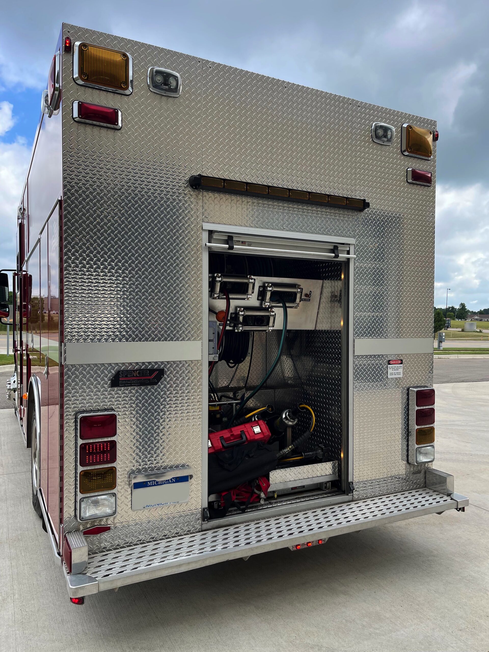 2004 Freightliner Spencer 15′ Rescue #716269