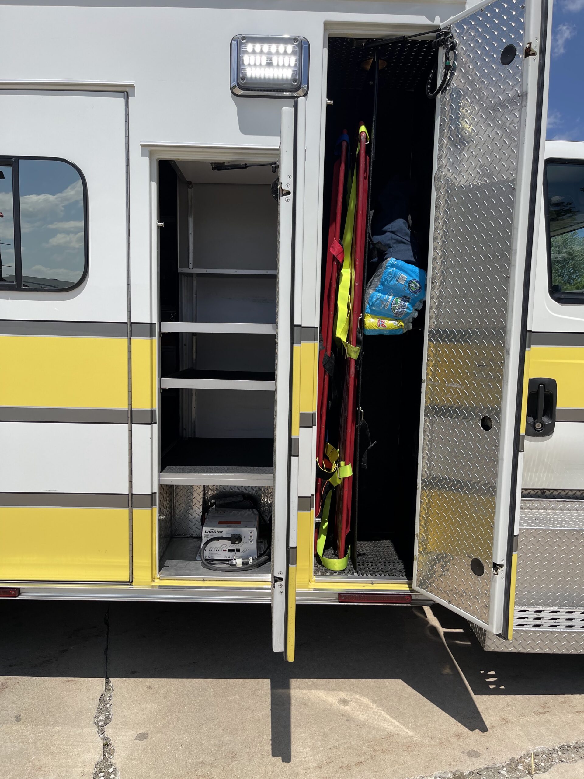 2007 International Medtec Ambulance #716267