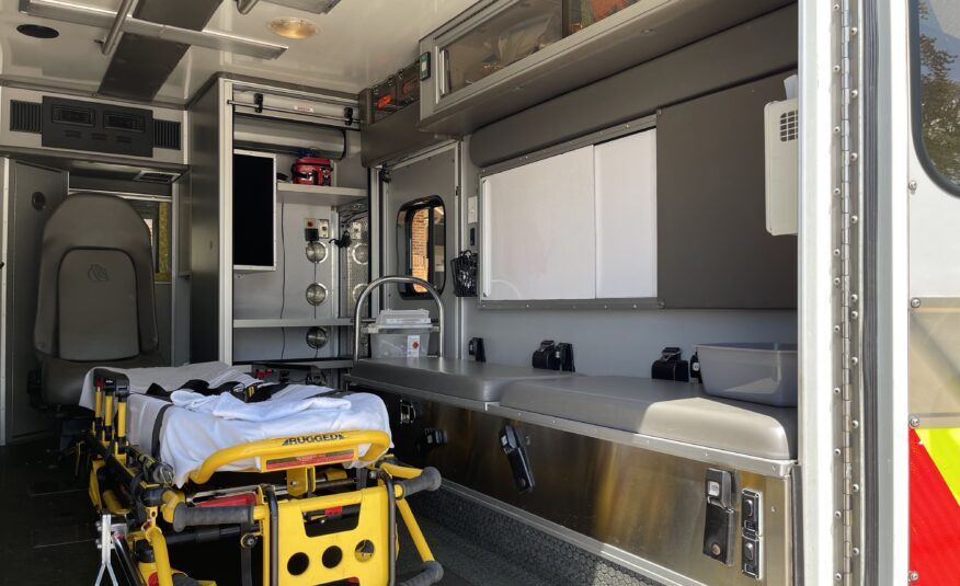 2007 International Medtec Ambulance #716267