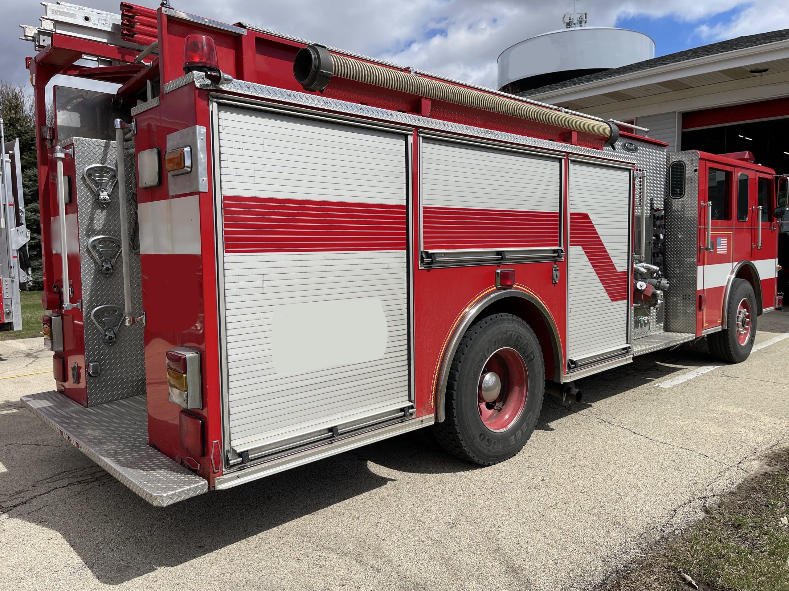thumbnail image 2 of Chrome-Plated Deck Gun For HO Scale Fire Pumper Trucks – Don Mills Models Ready-to-Go 2 of 6