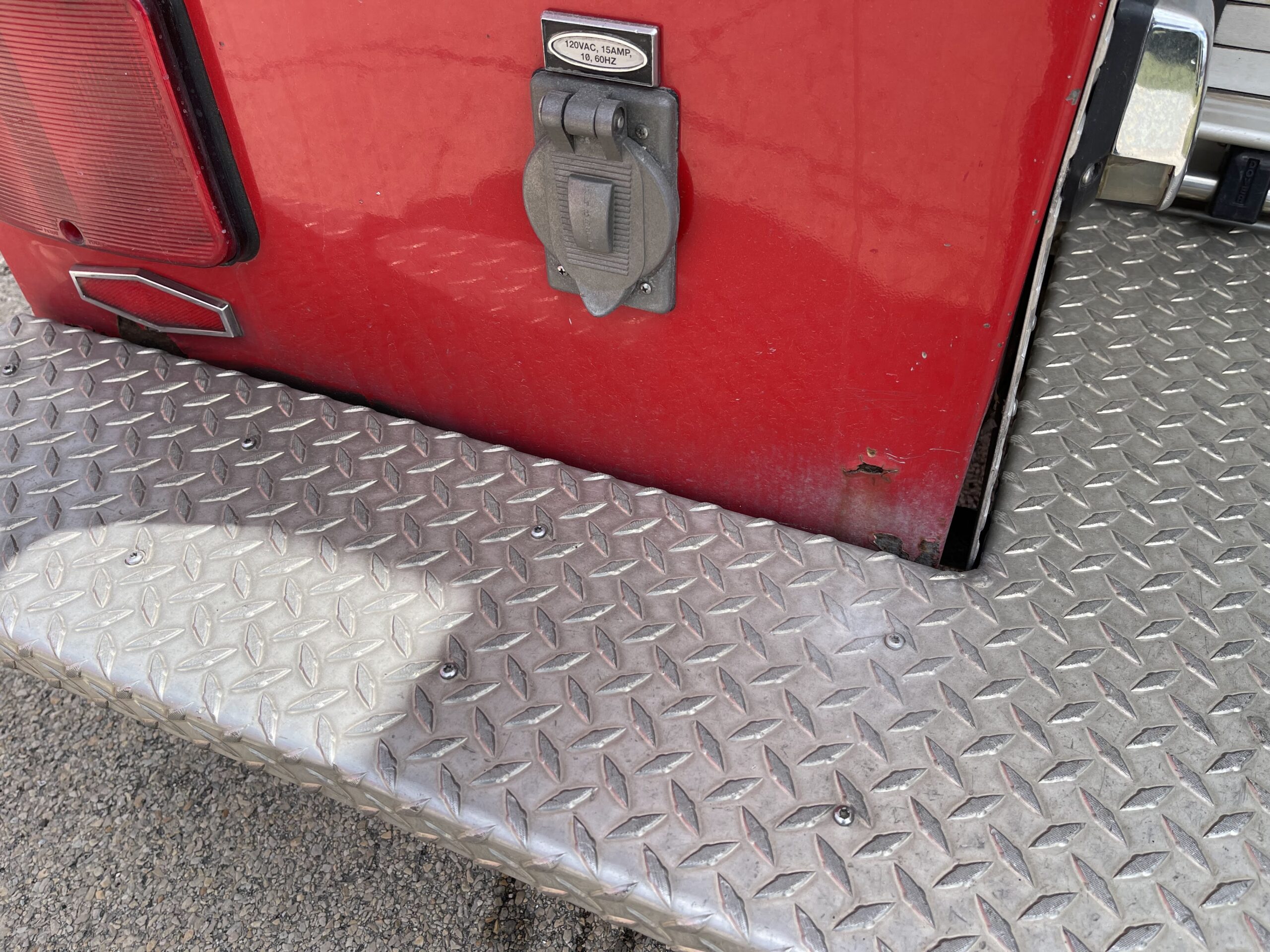 2001 Pierce Rescue Pumper #716270