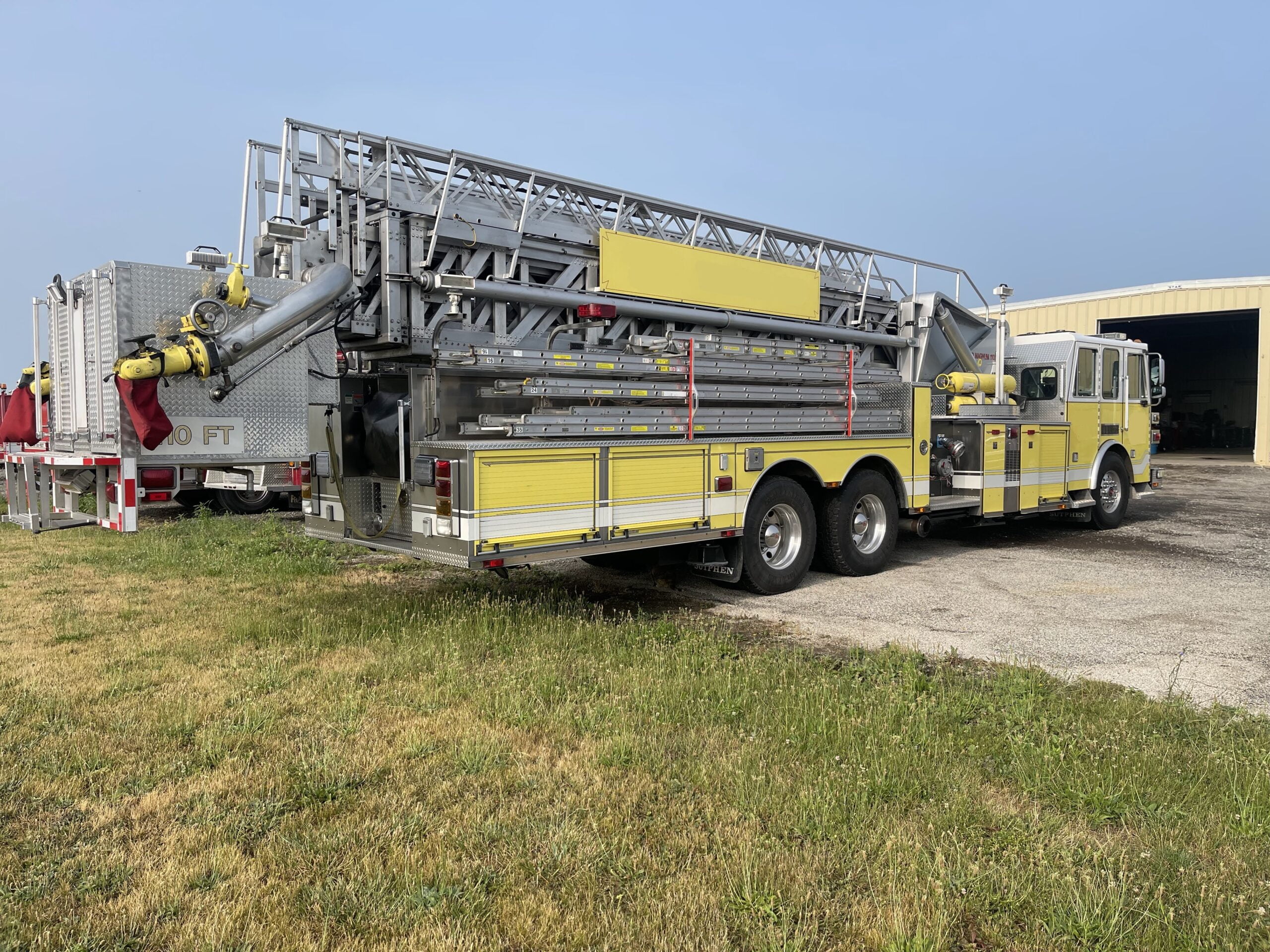 2004 Sutphen 110′ Platform #716296