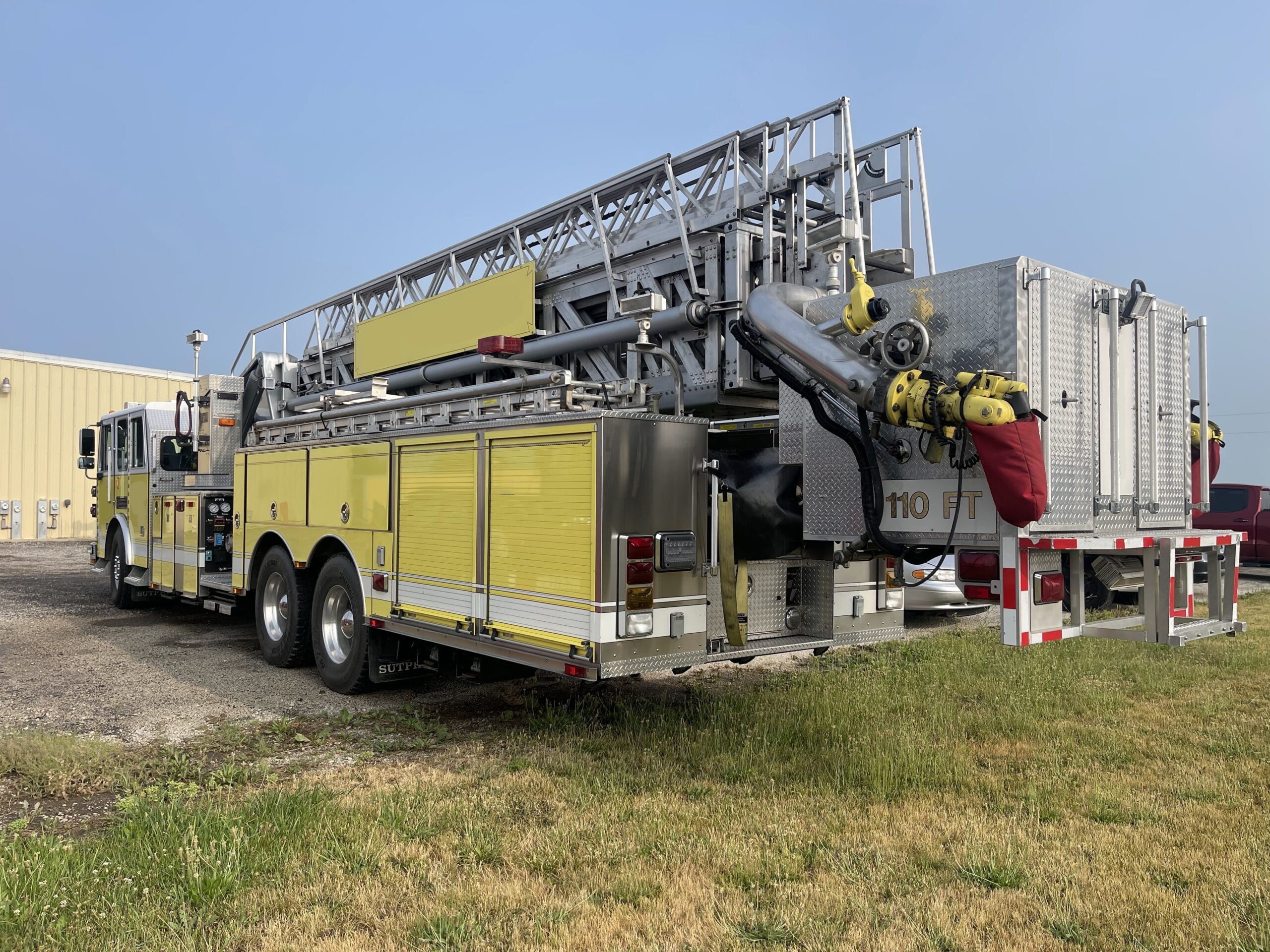 2004 Sutphen 110′ Platform #716296