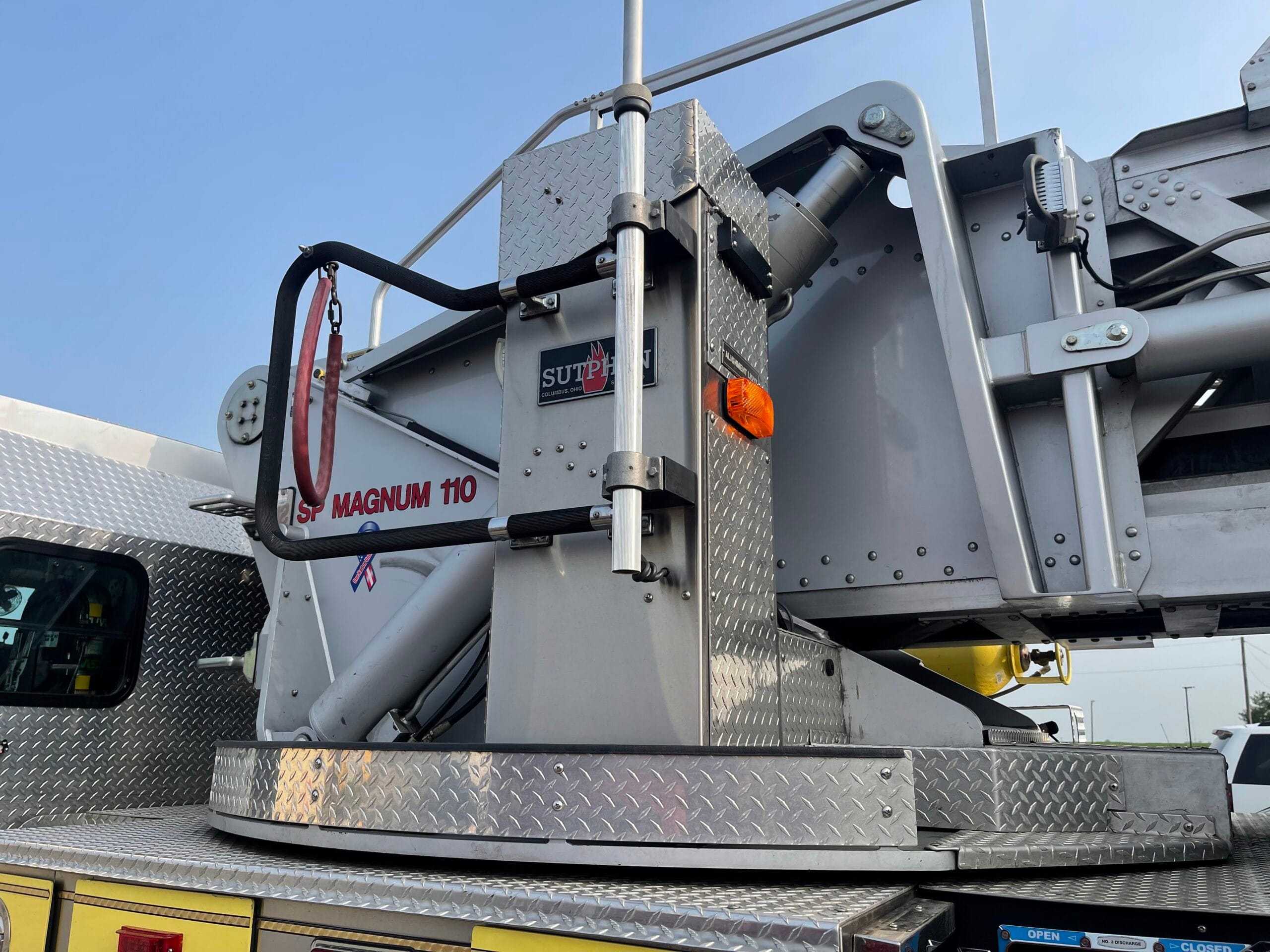 2004 Sutphen 110′ Platform #716296