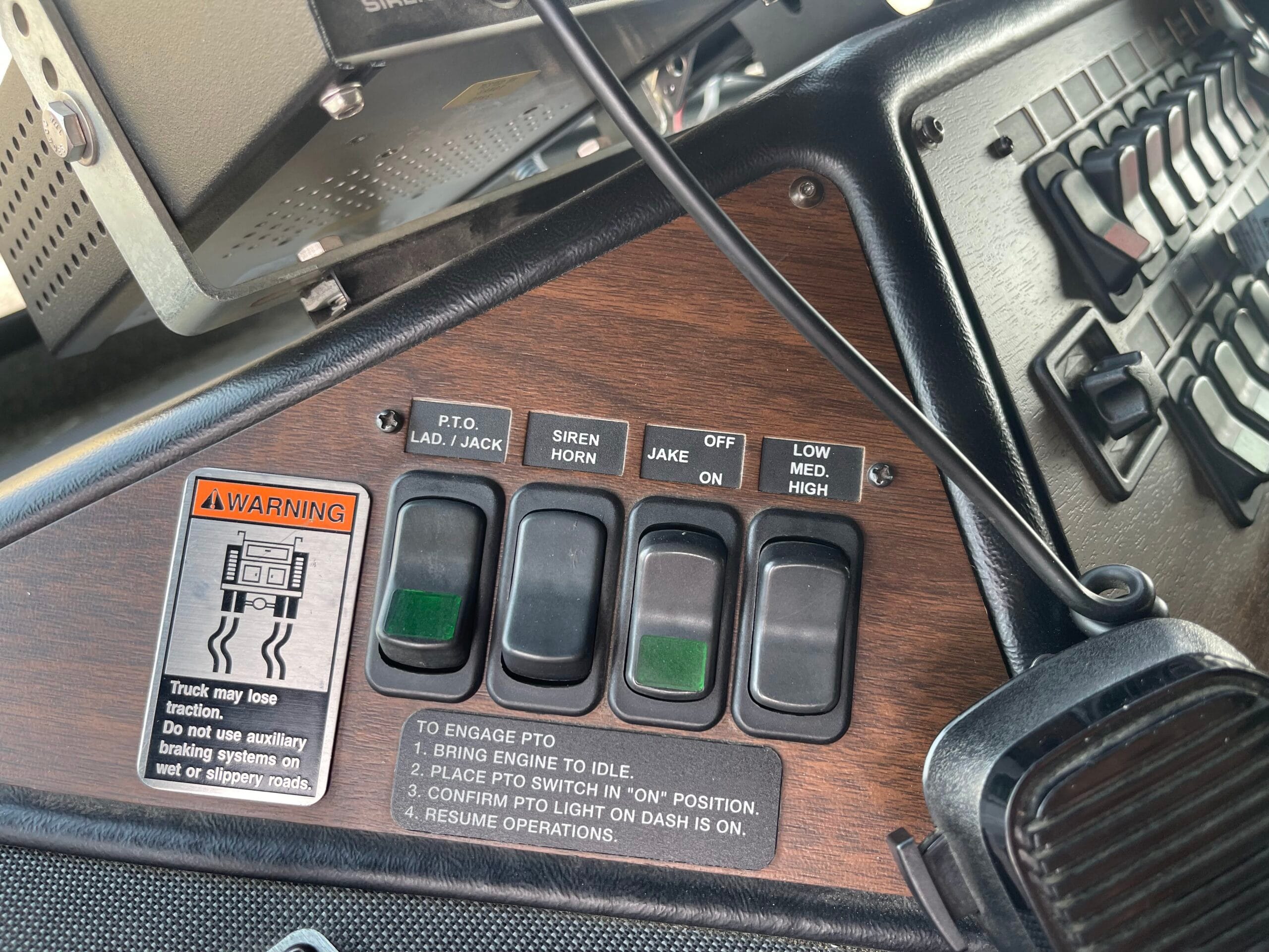 2004 Sutphen 110′ Platform #716296