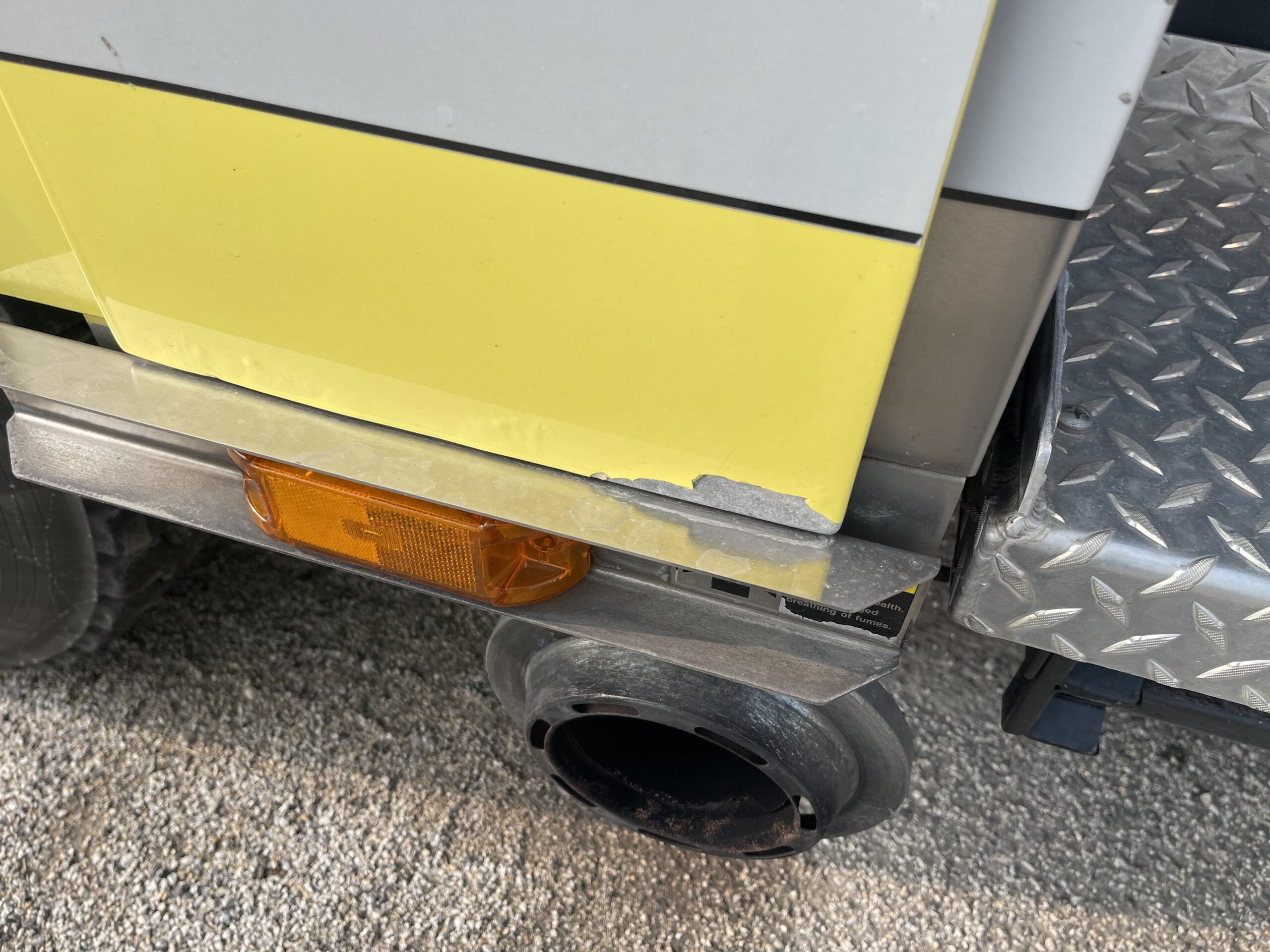 2004 Sutphen 110′ Platform #716296