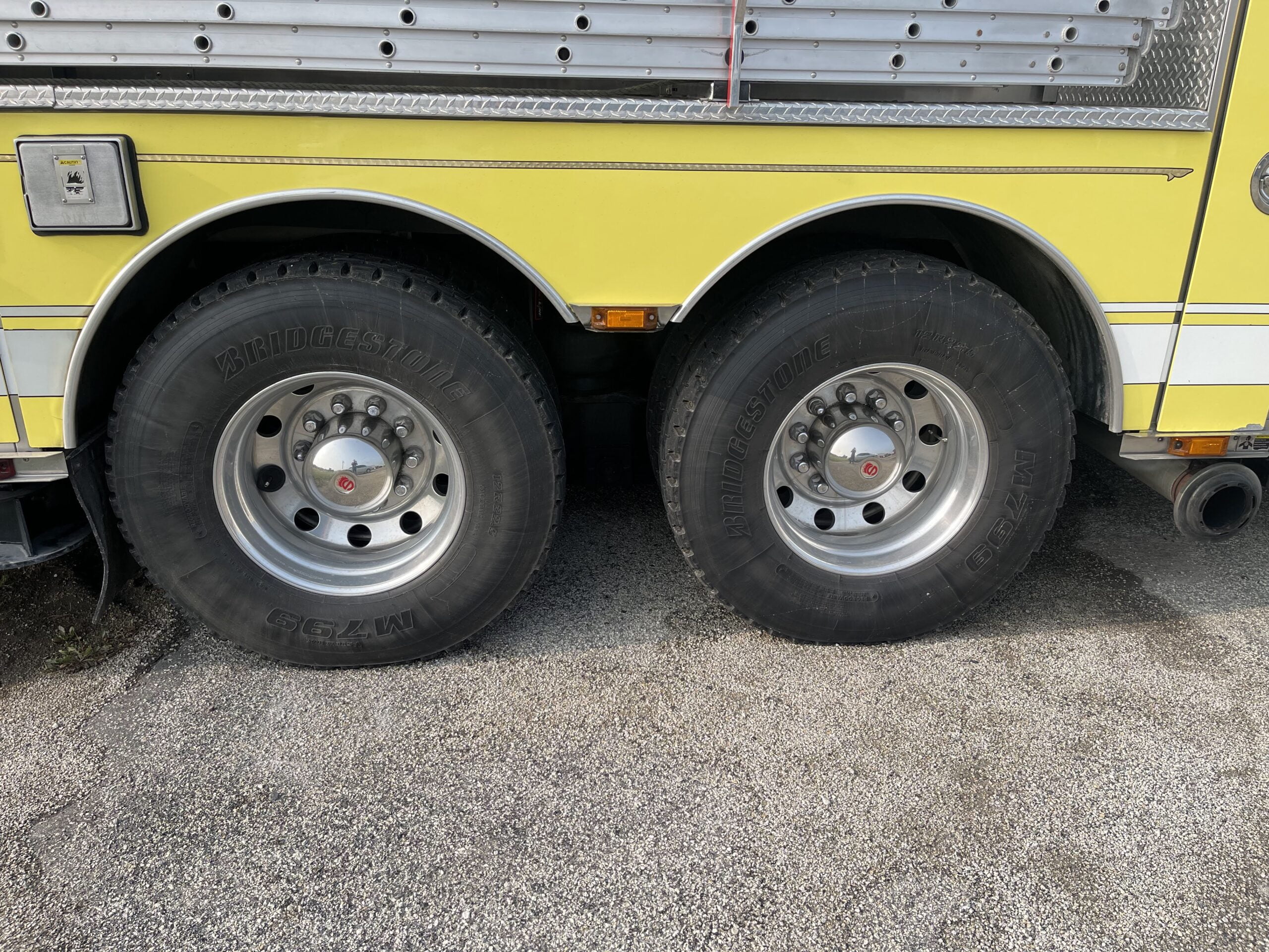 2004 Sutphen 110′ Platform #716296